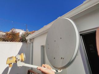 Antena Parabólica Satélite Televes