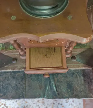 Antiguo Molinillo de Café Manual