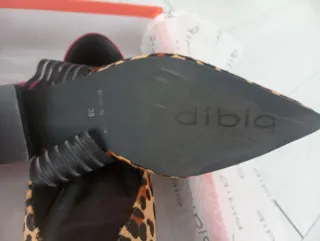 Zapatos DIBIA print y tacón rojo