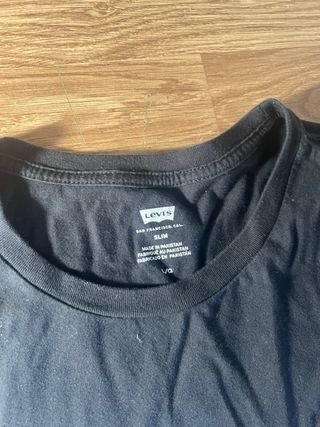 T-shirt Levi's Preta Tamanho G