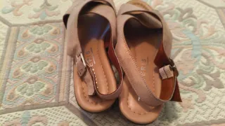 Sandalias Traveris Beige y Dorado