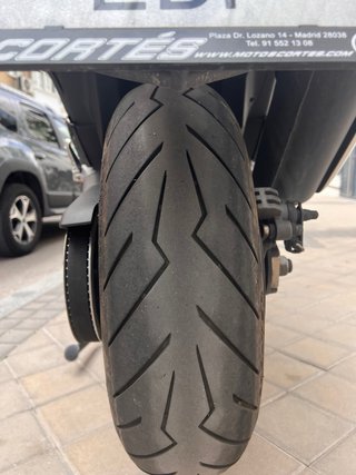 Yamaha TMAX 530 DX Negra