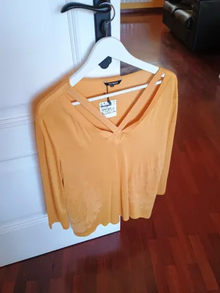 Top Desigual Mostaza Talla XL