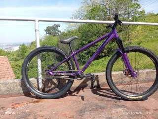 Bicicleta Canyon Stitched 360  Año: 2020/2021