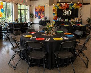 ALQUILER DE SILLAS - BODAS, CUMPLES, EVENTOS