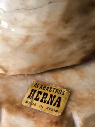 Coppia di gufi in alabastro
