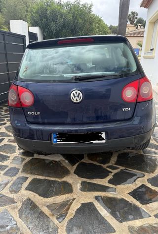 Volkswagen Golf 2004