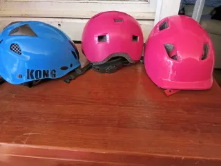 Cascos de bicicleta infantiles y adultos