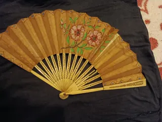 Precioso Abanico antiguo para restaurar