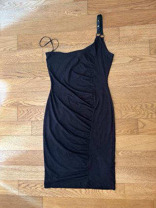 Abito corto Bershka nero con mono spalla