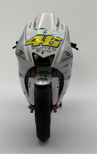 Yamaha YZR-M1 Valentino Rossi 2009