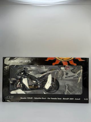 Yamaha YZR-M1 Valentino Rossi 2009