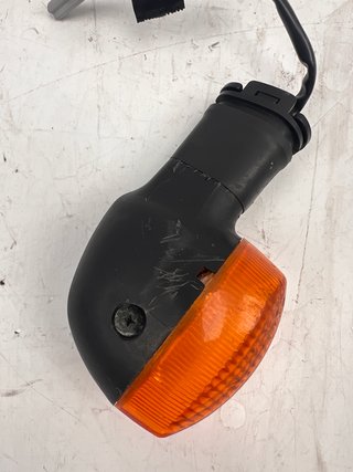 Intermitente delantero Yamaha YZF R6
