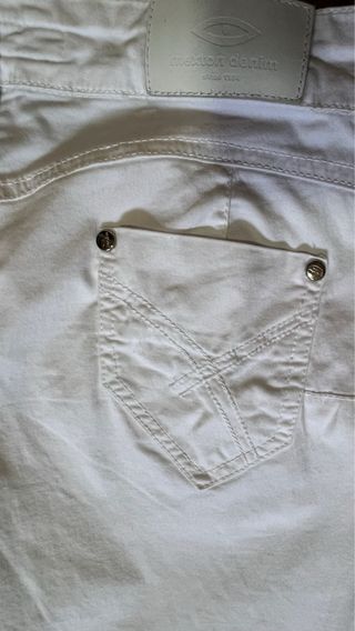 Pantalón vaquero Mexton blanco desgarrado