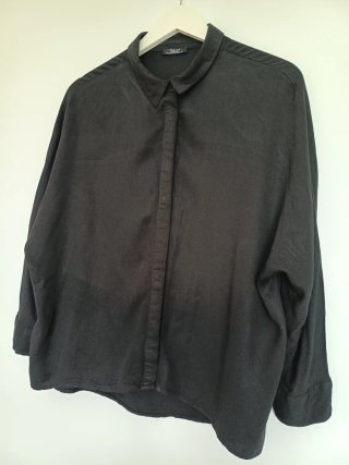 Blusa negra de Parfois