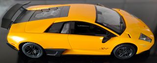 Lamborghini Murciélago RC 1:14 con Mando
