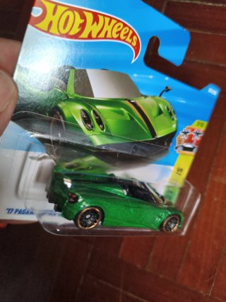 Hot Wheels Pack Exotics - Pagani, Ferrari, McLaren