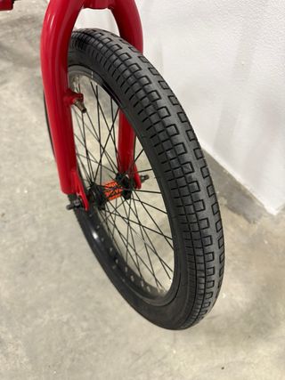 Bicicleta BMX Roja