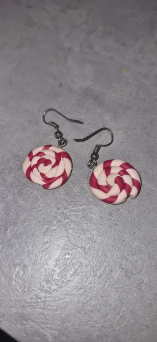 Orecchini da donna a caramelle rosse e bianche