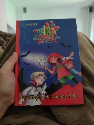 El vampiro del diente flojo (Kika Superbruja / ...
