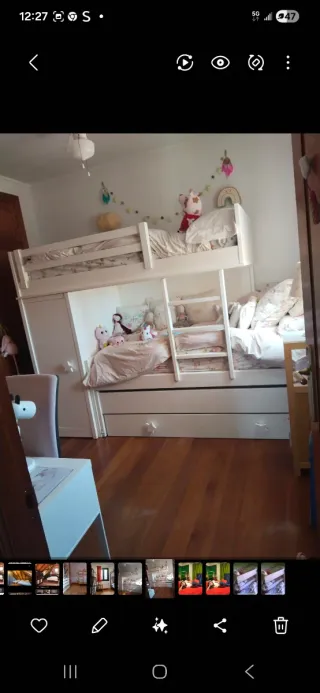 Litera con cama nido, tres camas de madera con 2 c