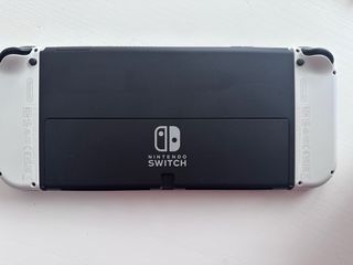 Nintendo Switch OLED Bianca