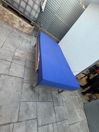 Cama articulada metálica