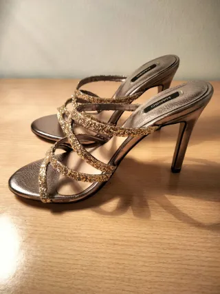 Tacones Mango Dorados y Plateados
