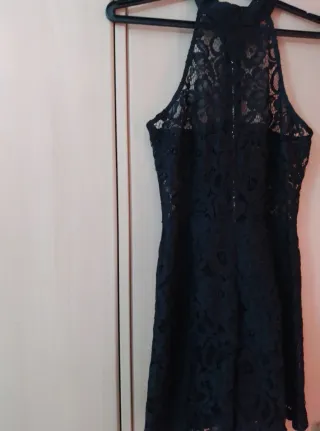 Mono de encaje negro