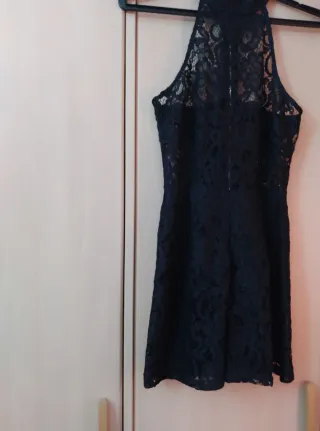 Mono de encaje negro