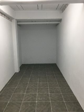 Se ALQUILA TRASTERO