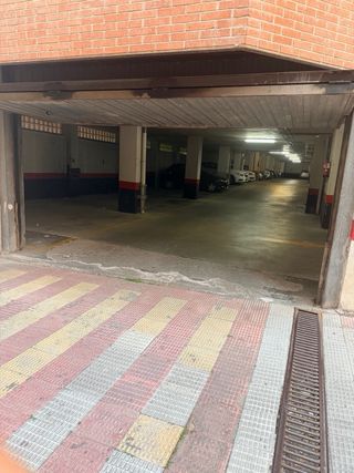 Alquila plaza de garaje avd castilla