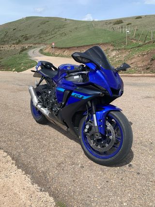Yamaha R1 2024 5800km
