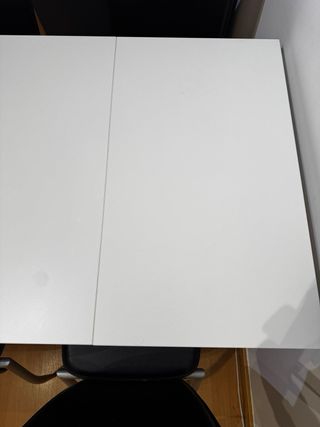 Mesa y 4 Sillas Comedor