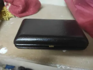 Radio Reloj Delfonic Negra y Dorada