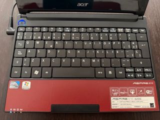 Mini portátil Acer Aspire One D255E