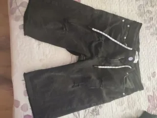 Pantalones vaqueros cortos