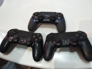 3 Mandos PS4 Sony para reparar