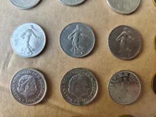 Lote de monedas variadas