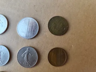 Lote de monedas variadas