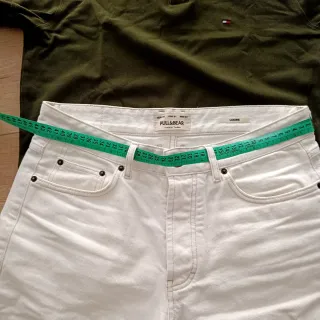 Conjunto Bermuda pull&bear t.40 polo Tommy Hilfige