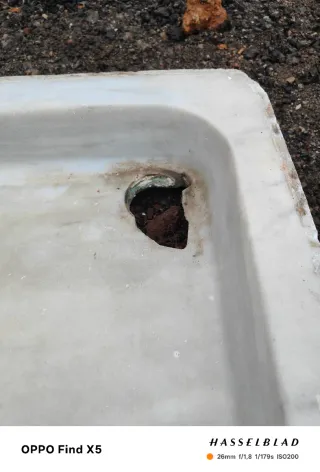 Pica de mármol Antigua con tara