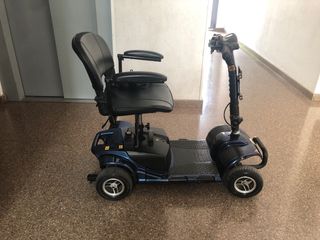 Silla eléctrica azul