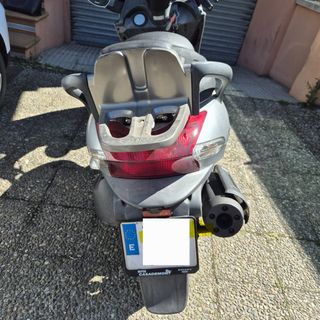 Kymco Grand Dink Plata