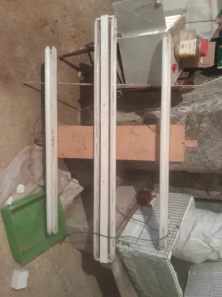 3 soportes Fluorescentes con Madera para luz