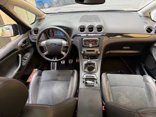 Ford S-MAX 2009