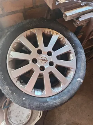 5 Llantas Opel Astra