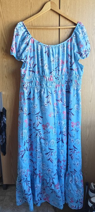 Vestido azul floral comprido