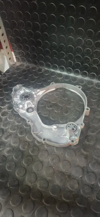 Tapa encendido embrague Husqvarna 350 2020