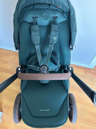 Carro Maxi Cosi Fame con capazo y silla .